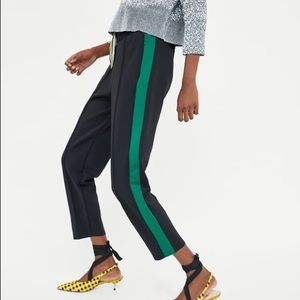 Jogging pants with side stripe